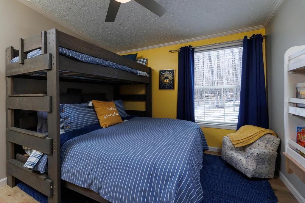 The Roost By Simple Life Rentals Бейлис-Харбор Экстерьер фото